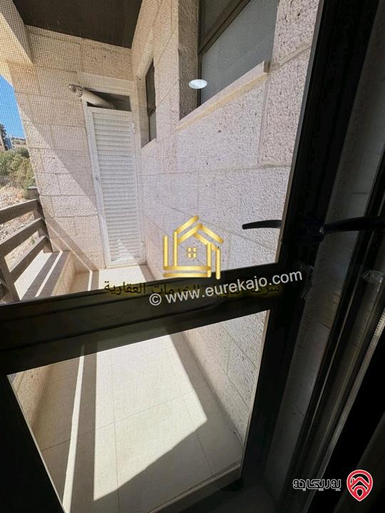 شقة فارغة طابق أول مساحة 180م للايجار مفروش جزئي في عمان - دير غبار