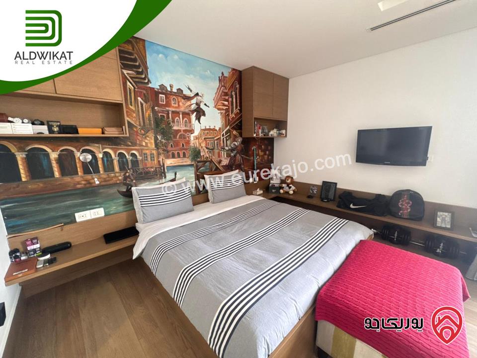 فيلا فاخره مفروشه مستقلة للبيع في عمان - دابوق مساحة البناء 800م ، الارض 770م ، الحديقة 200م والترس 200م