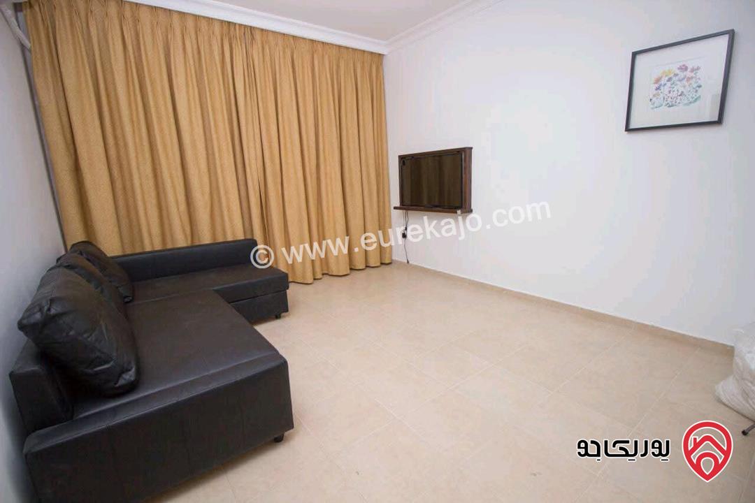 شقة مساحة 75م وروف 80م مقسمة الى 4 استديوهات للبيع في عمان - الجبيهة مقابل البوابة الشمالية