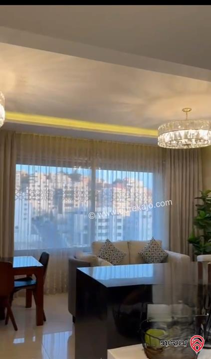 شقة طابق ثالث دوبلكس مساحة 230م للبيع مفروشة في عمان - دير غبار 