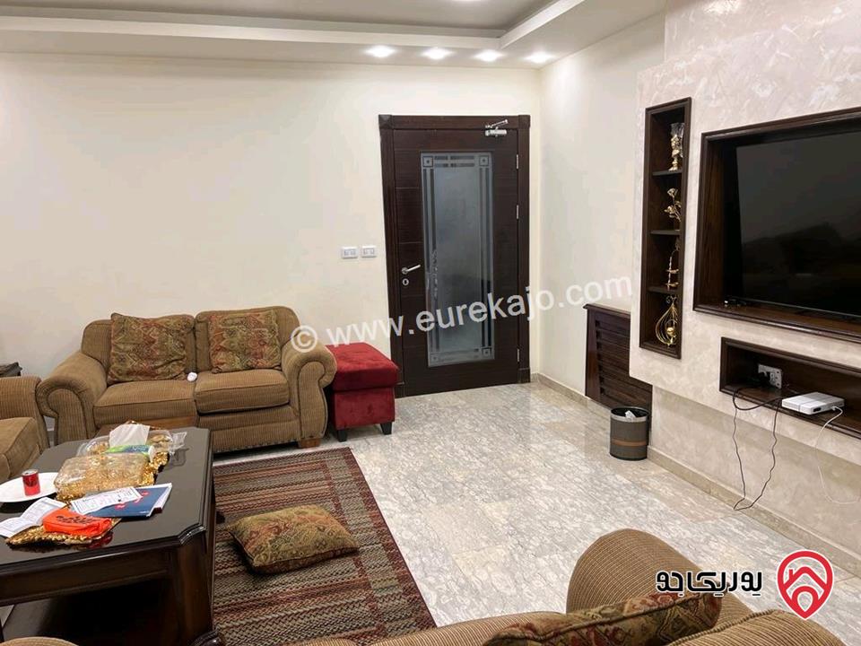 فيلا مساحة 650م على أرض 547م للبيع في عمان - طبربور عند مستشفى الملكة علياء