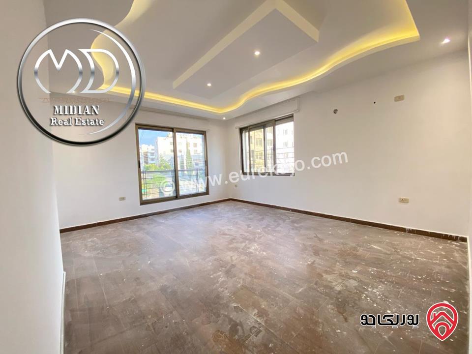 شقق طابقية فارغة للايجار في عمان - خلدا مساحات 300م 4 نوم تشطيبات ديكورات فاخرة اطلالة رائعة