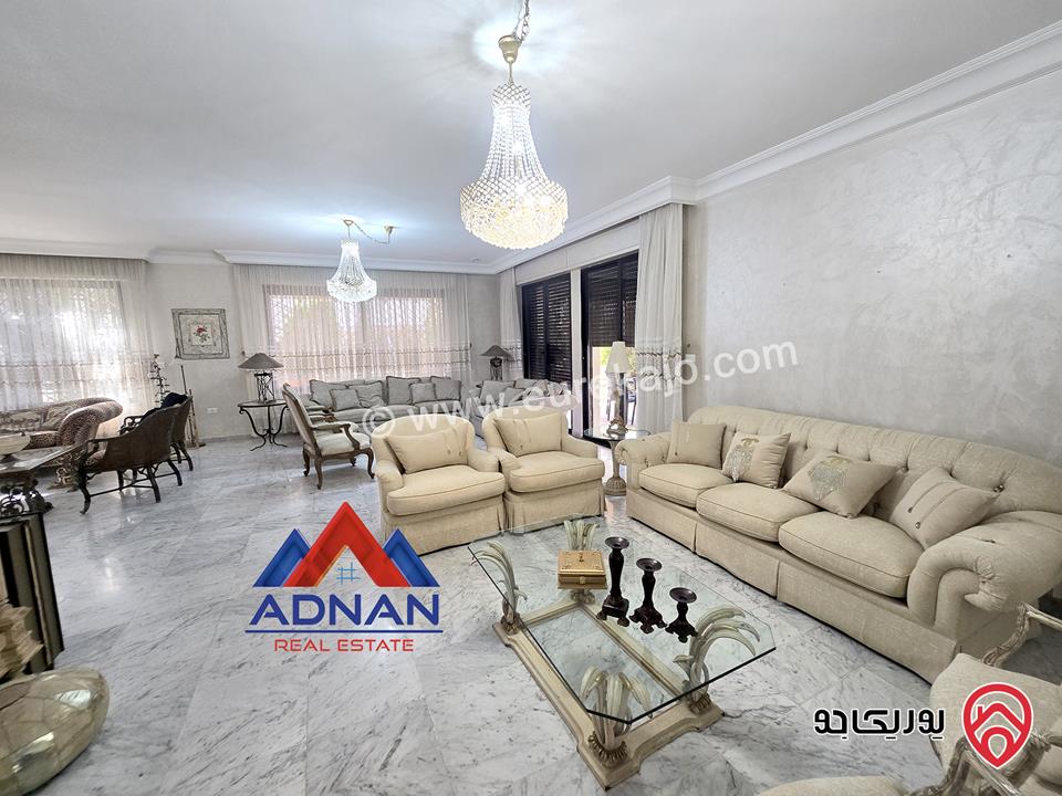 فيلا مستقلة مساحة 650م على أرض 850م مفروشة للايجار في عمان - خلدا