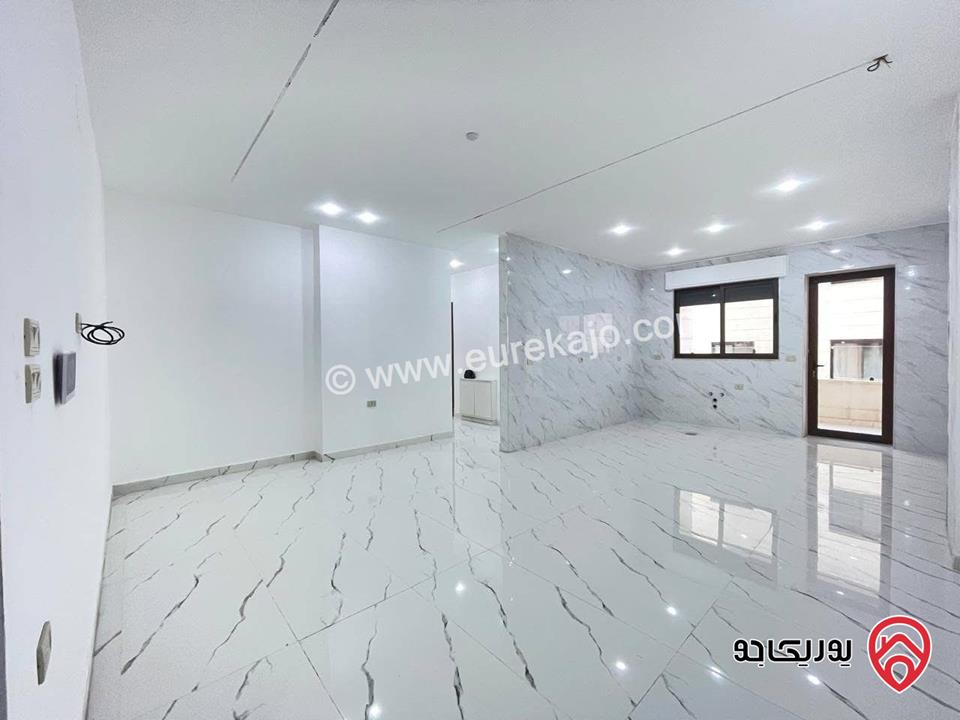 شقة طابق اول مساحة 195 متر جديدة معفية من الرسوم للبيع في عمان - طبربور