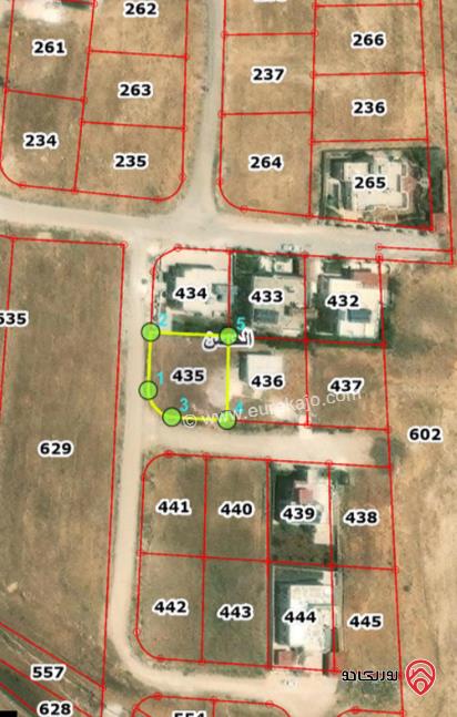 قطعة أرض على شارعين مساحة 660م للبيع في اربد - الحصن	