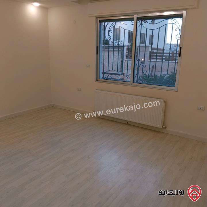 شقة تسوية للبيع في عمان - خلدا / العوجانية مساحة داخلية 180متر ومساحة خارجية 170متر