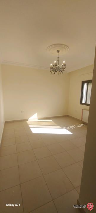 شقة فاخرة مساحة 215م طابق أول للايجار في عمان - خلدا