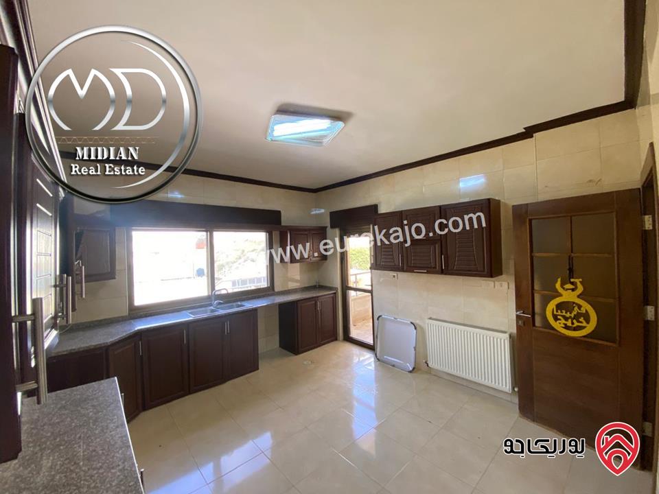 شقة دوبلكس طابق أخير مع روف للبيع في عمان - تلاع العلي مساحة 245م 4 نوم سوبر ديلوكس اطلالة رائعة بسعر مميز