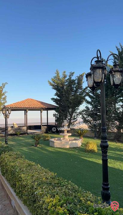 فيلا مساحة 1000م على أرض 1053م للبيع في عمان - ناعور