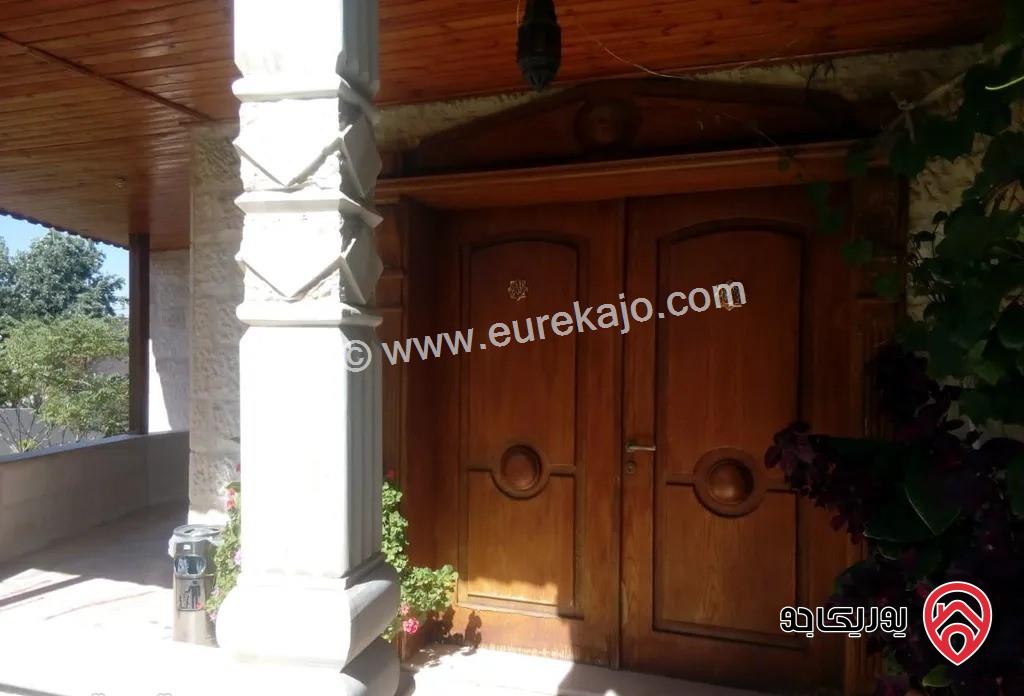 شقة أرضية مساحة 207م داخلي و 150م خارجي للبيع في عمان - دير غبار