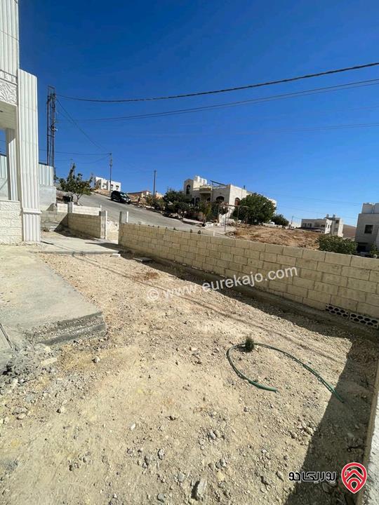 فيلا مكونة من 3 طوابق على أرض 500م للبيع في عمان - شفا بدران 