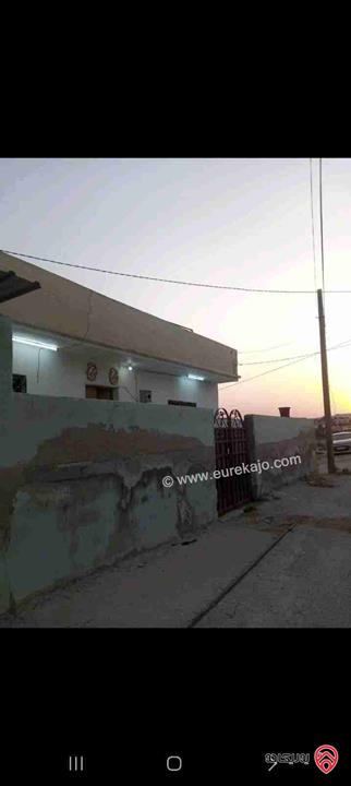 منزل مستقل مساحة 160م على أرض 306م للبيع في المفرق ايدون بني حسن طابقين