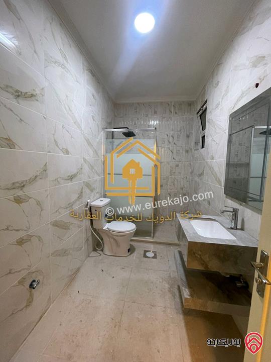 شقة فارغة طابق تسوية مساحة 90م للإيجار في عمان - دير غبار 