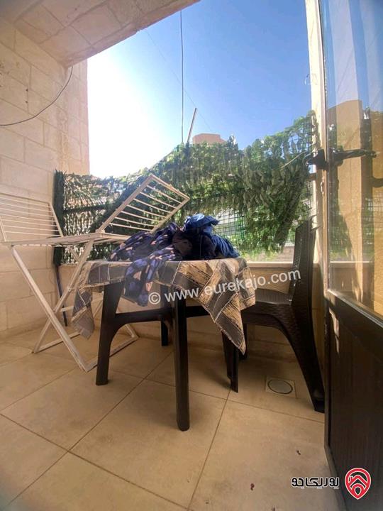 شقة ديلوكس طابق أرضي معلق مساحة 130م للبيع في عمان - ام السماق 