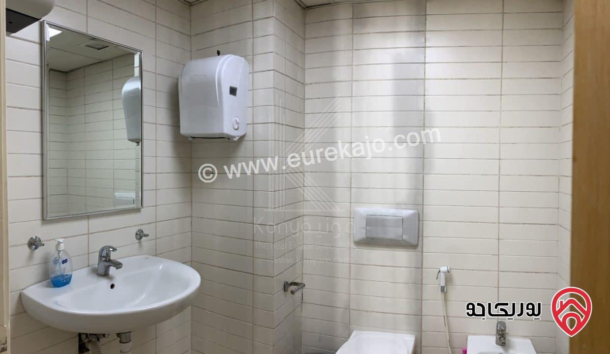 مكتب تجاري فاخر مساحة 150م للايجار في عمان - الشميساني