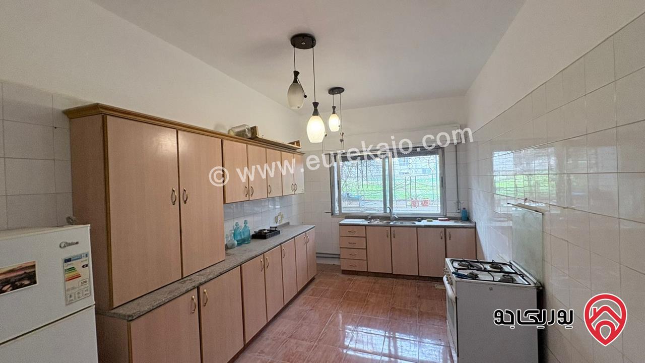 شقة طابق أرضي مساحة 175م داخلي للبيع في عمان - الشميساني