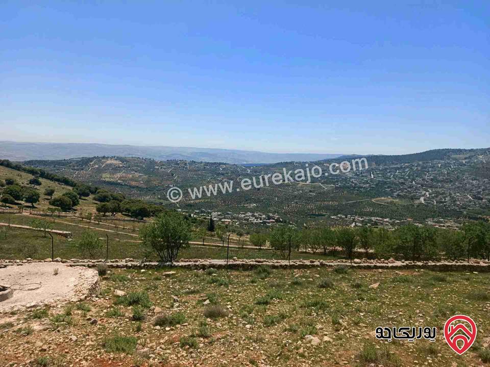 قطعة ارض مساحة 7دونم و 160م للبيع في جرش سوف الظهره... مطلة على جبال عمان 