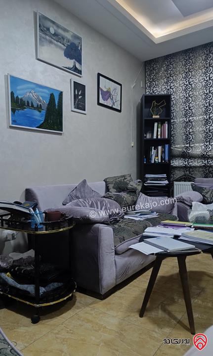 شقة طابق ثالث مساحة 140م للبيع في عمان - حي الصحابة