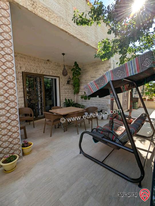 فيلا مساحة 700م على أرض 815م للبيع في عمان - ناعور