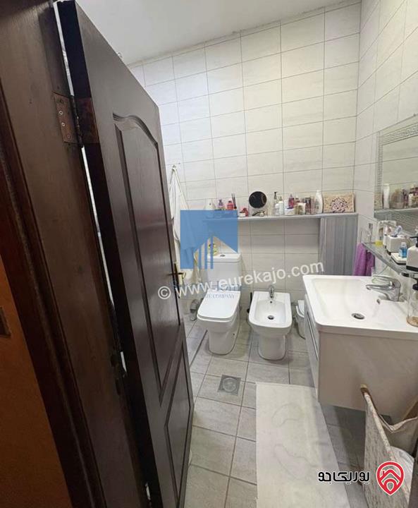 شقة أرضية مساحة 170م مع ترسات 120م للبيع في عمان - الرابية