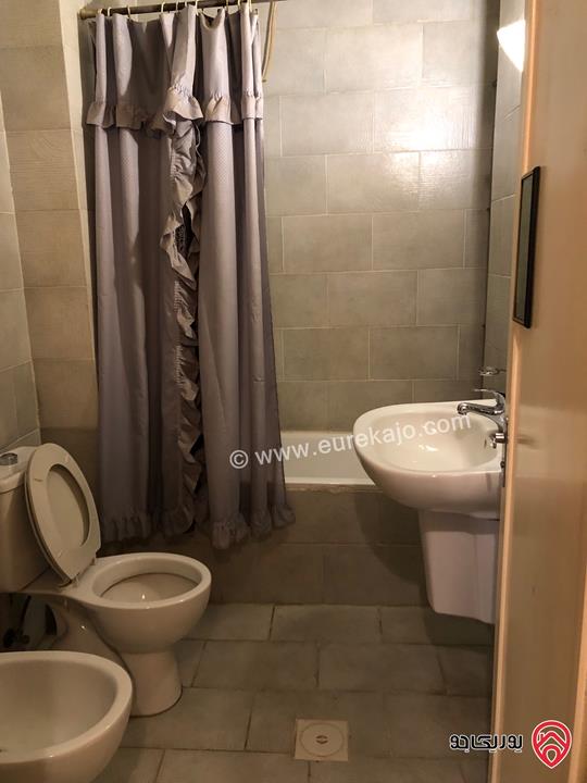 شقة مفروشة مساحة 124م طابق ثالث للبيع في عمان - تلاع العلي 