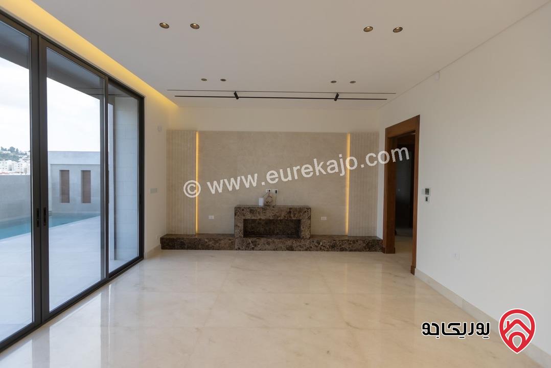 فيلا مساحة 750م على أرض 500م للبيع في عمان - ام تينه دابوق بالقرب من المواصفات و المقاييس و كوخ دابوق