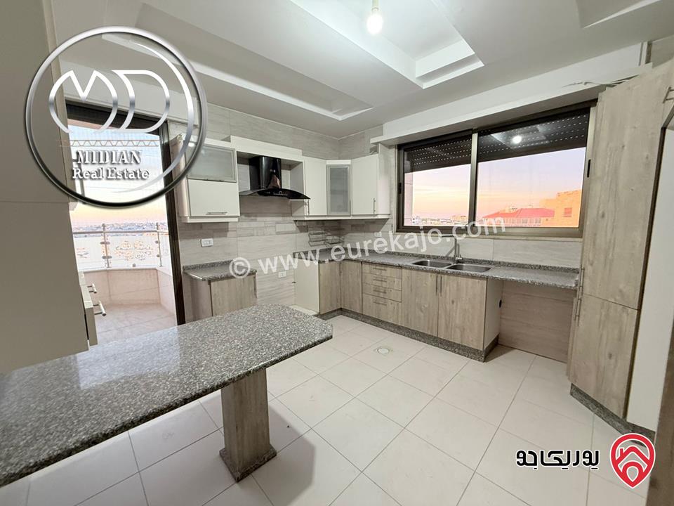 شقة فارغة مساحة 180م طابق ثالث للايجار في عمان - خلدا تشطيبات ديكورات سوبر ديلوكس اطلالة رائعة