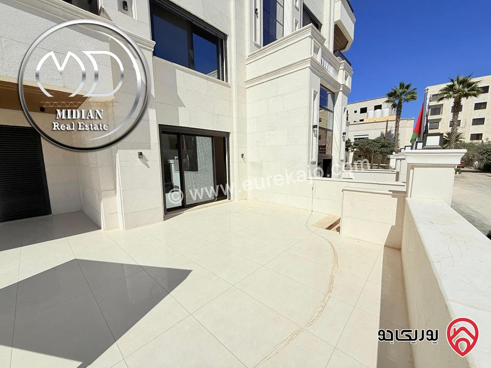 شقق فاخرة للبيع في عمان - ضاحية الرشيد مساحات 220م تشطيبات وديكورات عصرية اطلالة رائعة جديدة لم تسكن بأسعار مميزة