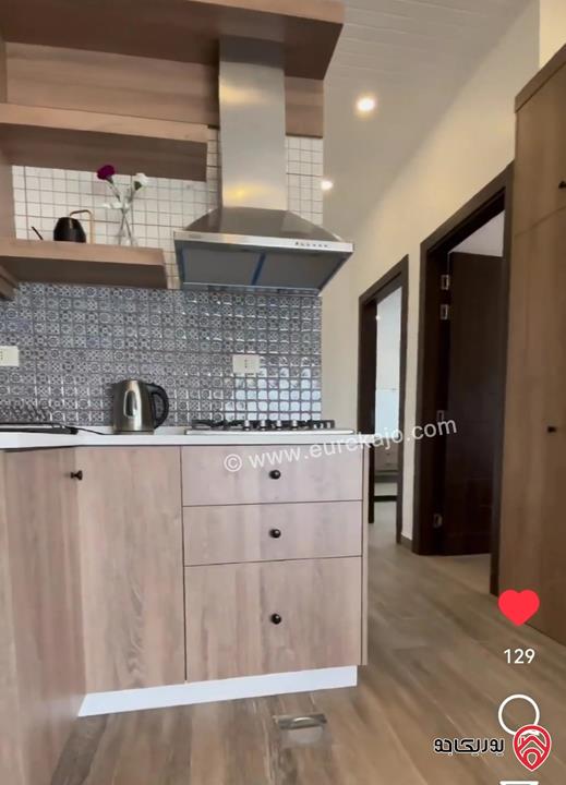 رووف فاخر مفروش مساحة 100م للايجار في عمان - ام السماق 