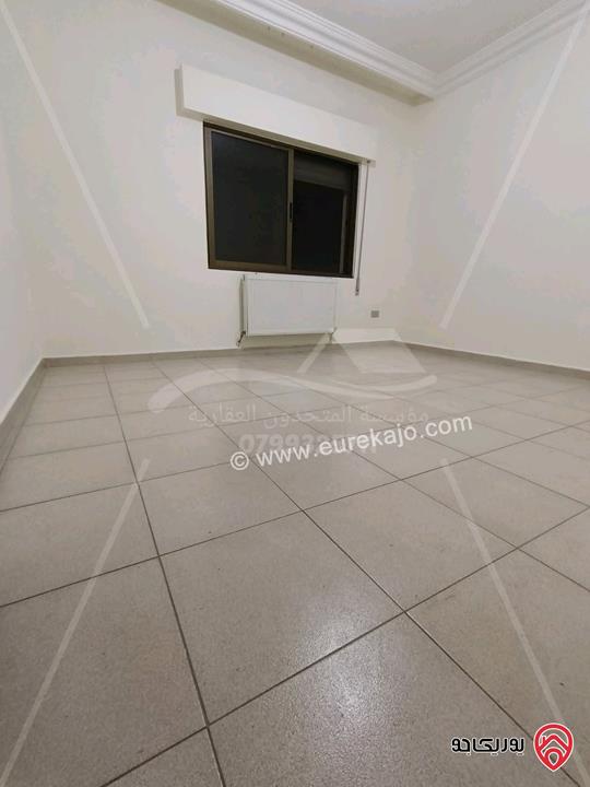 شقة فارغة مساحة 150م طابق ثاني للايجار في عمان - خلدا