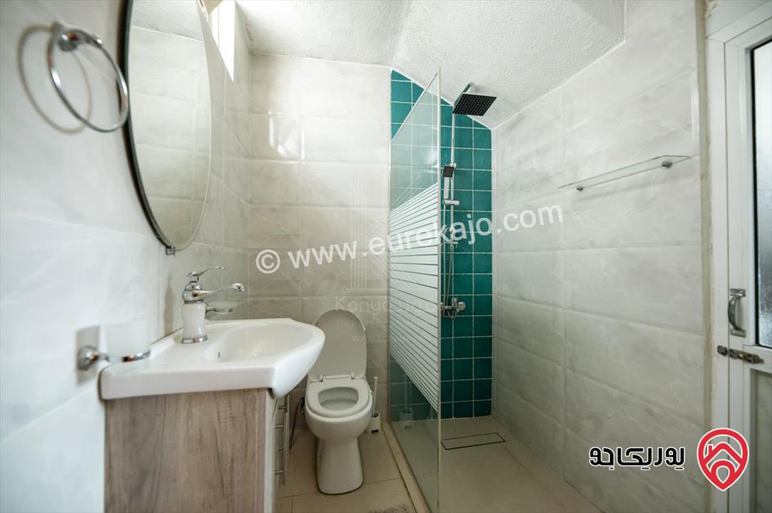 شقة مفروشة طابق أول مساحة 77م داخلي و 200م خارجي للايجار في جبل عمان