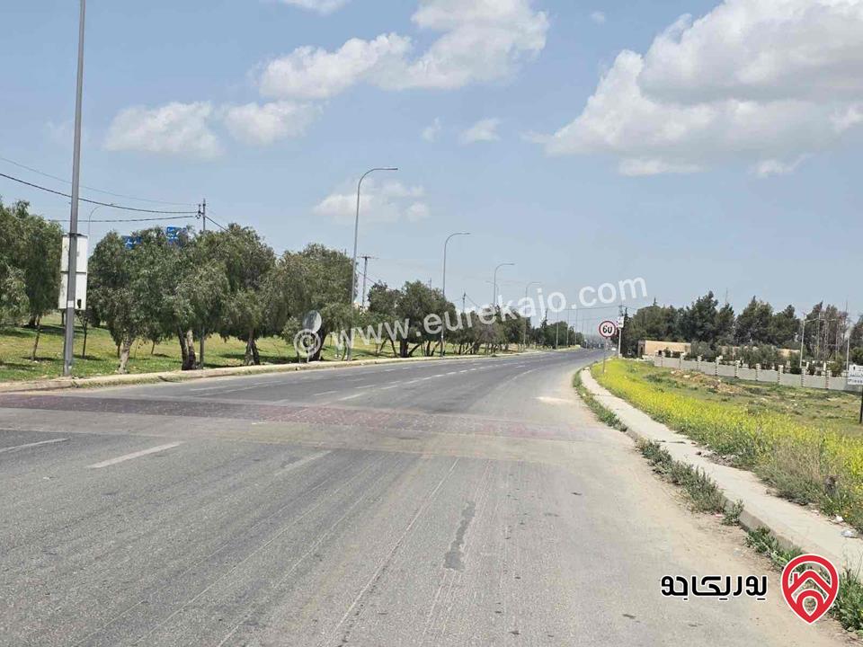 مشروع روابي المطار قطع أراضي عدد 4 مساحة كل قطعة 500م للبيع في عمان - القسطل