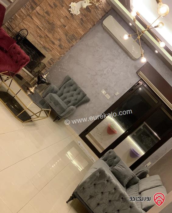 شقة طابق رابع مساحة 300م طابقية للبيع في عمان - ضاحية الرشيد
