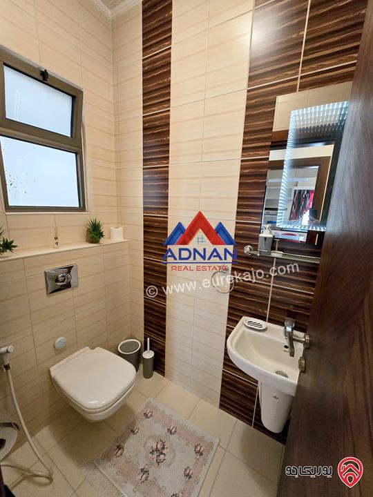 شقة مفروشة مساحة 190 متر طابق ثاني للإيجار في عمان - الرابية