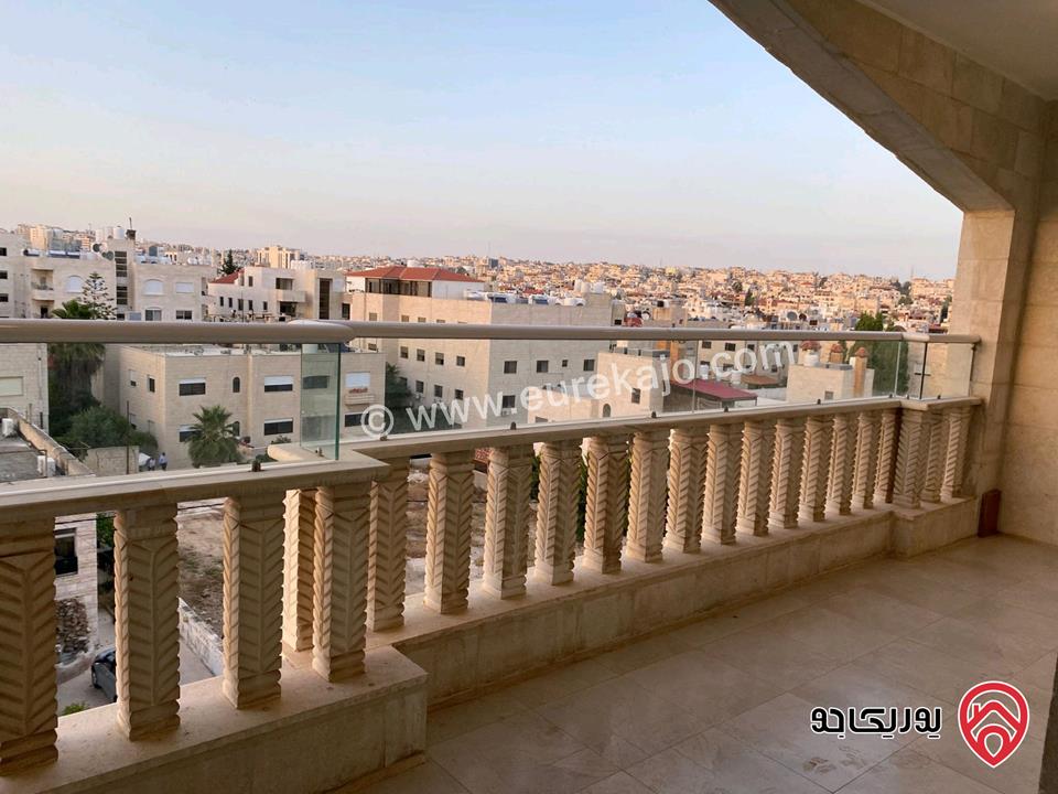 شقة طابقية مساحة 300م للايجار في عمان - الدوار السابع