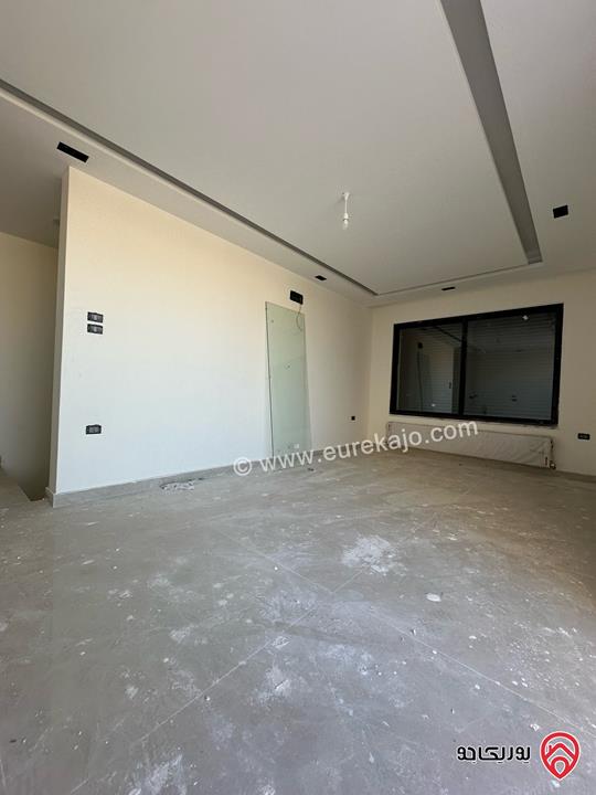 شقة مميزة طابق ثاني مساحة 225م للبيع في عمان - الظهير