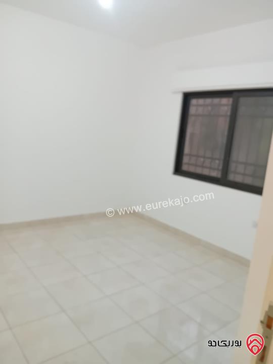 شقة ديلوكس مساحة 140م طابق أول للايجار في عمان - البيادر خلف الدفاع المدني