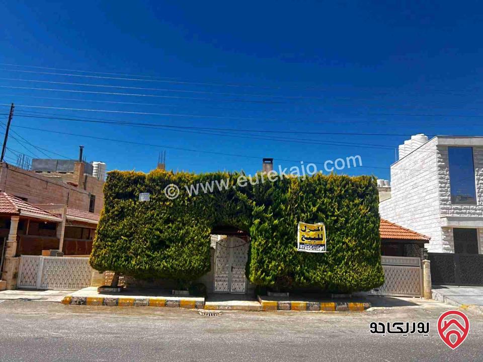 بيت مستقل مساحة 400م على أرض 516م للبيع في عمان - ابو علندا