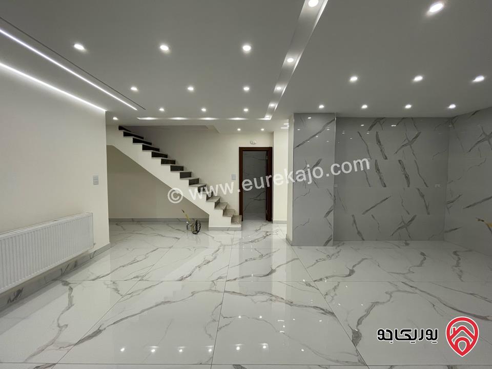 اخر 3 شقق مساحة 200م / 268م / 349م للبيع في عمان - البنيات