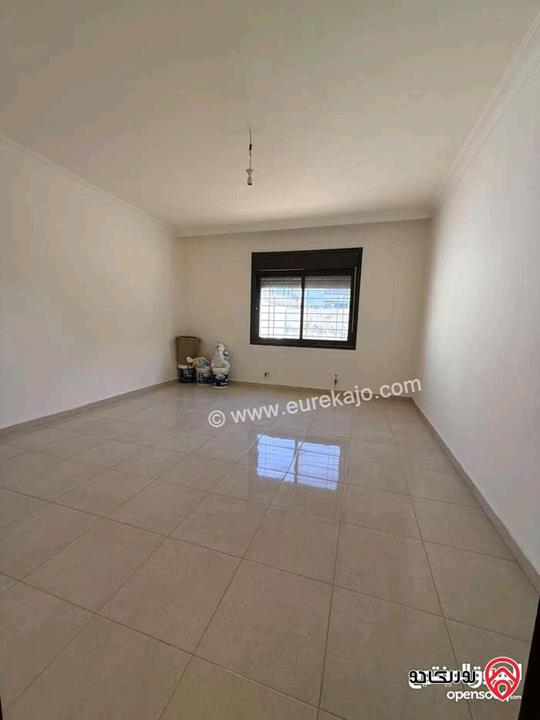 شقة فارغة أرضية مساحة 195م داخلي و 175م خارجي للايجار في عمان - البنيات 