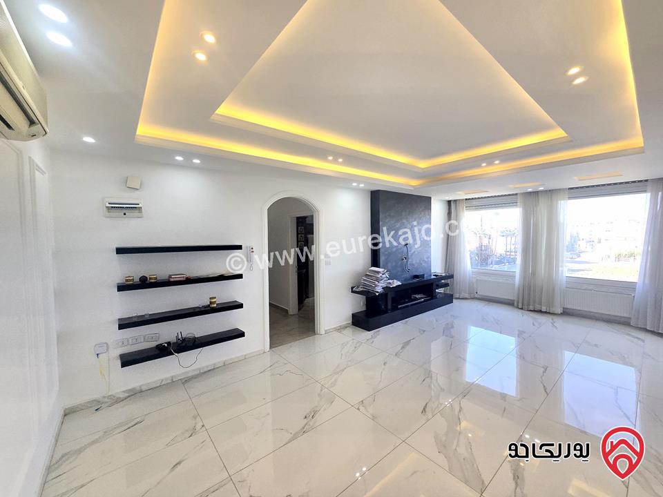 شقة فارغة مساحة 200م طابق أول للايجار في عمان - الرابية