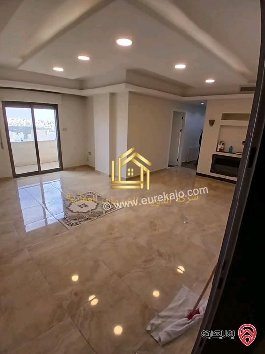 شقة سوبر ديلوكس طابق ثالث 120م للايجار في عمان - تلاع العلي 