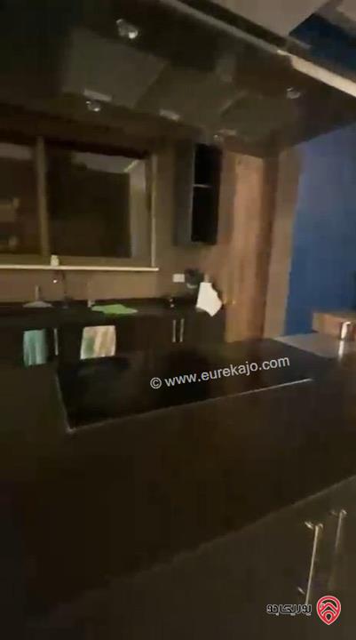 شقة مفروشة طابق ثاني مساحة 350م للإيجار في عمان - عبدون