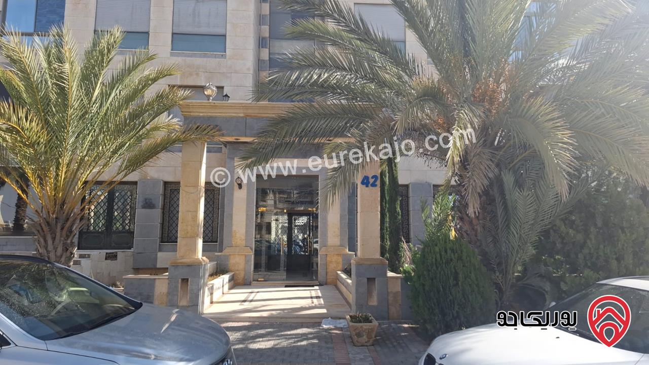 شقة دوبلكس طابق ارضي مساحة 334م للبيع في عمان - خلدا