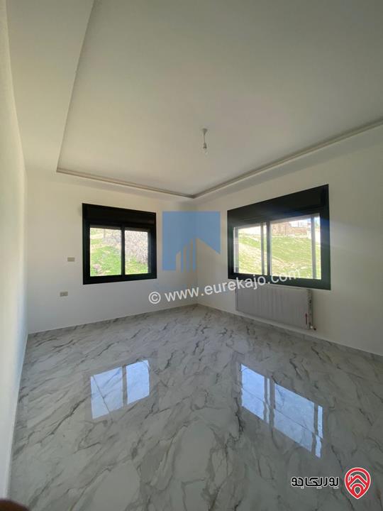 شقة فاخرة طابق ثاني مساحة 200م تشطيب سوبر ديلوكس لم تسكن للبيع في عمان - تلاع العلي