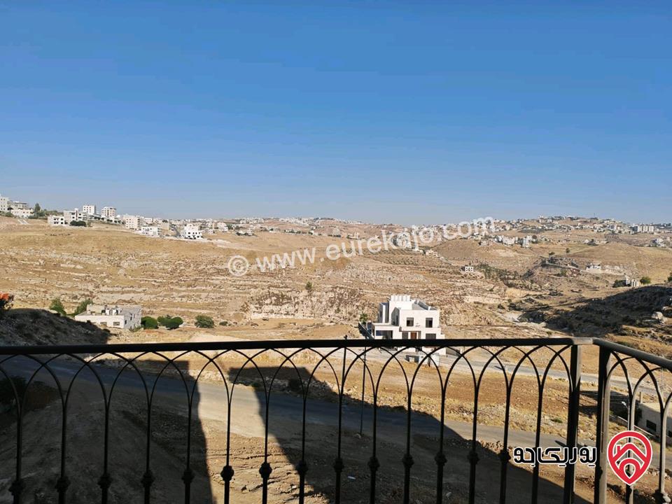 شقة ارضية مساحة 160م داخلي و 40م خارجي للبيع مفروشة في عمان - أبو السوس