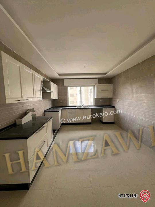 شقة فاخرة طابق رابع مساحة 130م للايجار في عمان - مرج الحمام