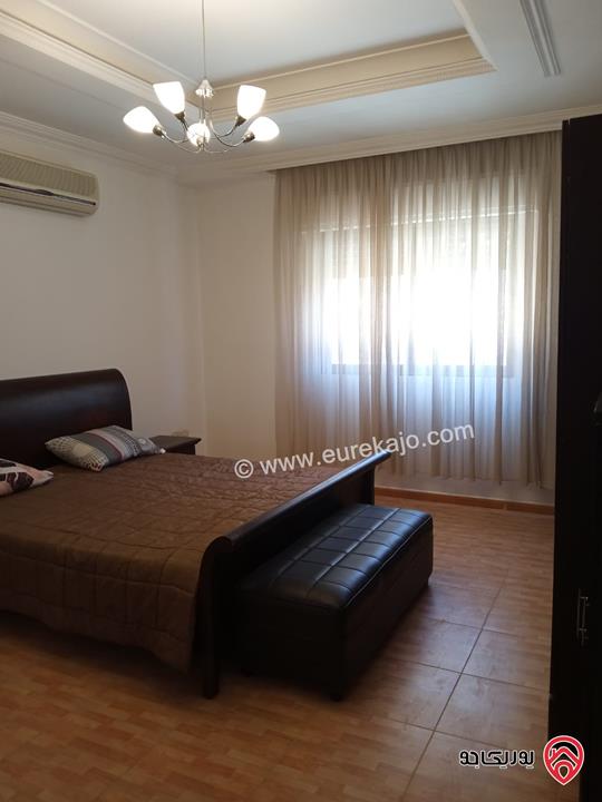 شقة طابقية مفروشة مساحة 275م للإيجار أو للبيع في عمان - دير غبار