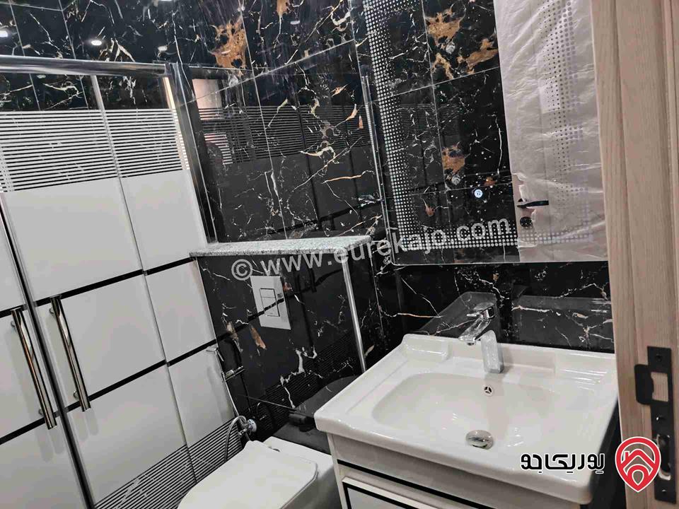 شقة طابق أرضي مساحة 140م للايجار في اربد - حواره