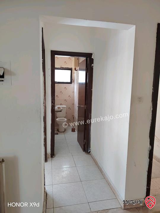 بيت مستقل مساحة 180م على ارض 373م للبيع في عمان - طبربور